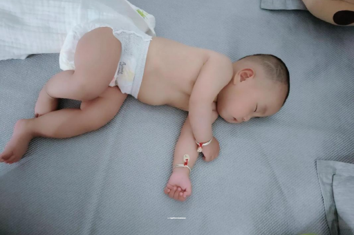 新野宝宝口水多怎么回事 新野宝宝口水多怎么回事